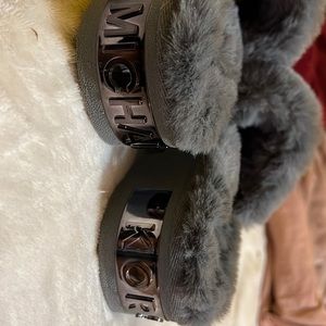 Womens Michael kors slippers
